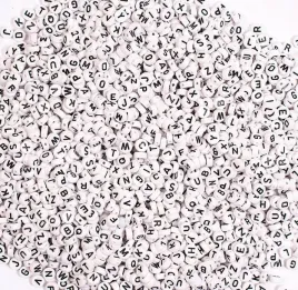 diy-koraliki-litery-alfabet-czarno-biale-75-mm-500-szt