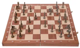square-szachy-metalowe-krol-artur-szachownica-drewniana-48-x-48-cm