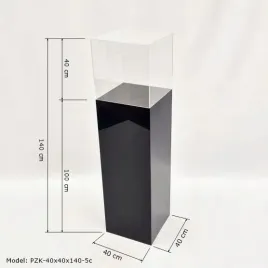postument-z-kloszem-podest-z-plexi-czarnej-40x40x140cm-gablota-na-wystawe