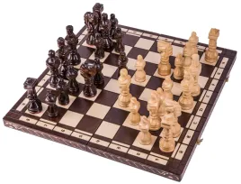 square-szachy-drewniane-rzezbione-gladiator-60-x-60-cm