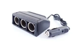 trojnik-rozgaleziacz-do-gniazda-zapalniczki-12v-rozdzielacz-rozgaleziacz