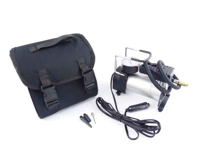 kompresor-samochodowy-150-psi-12v-mocny-metalowy