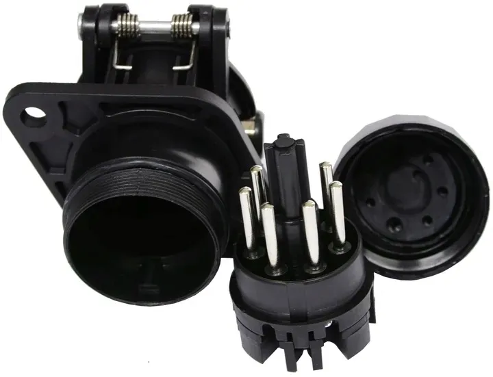 gniazdo-ebs-24v-skrecane-7pin-plastikowe-rodzaj-7-pin