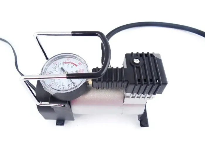 kompresor-samochodowy-150-psi-12-v-fv-mocny-kod-producenta-db69673