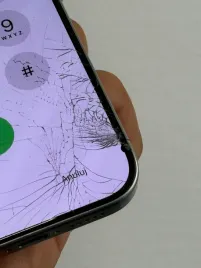 szyba-szybka-naprawa-w-24h-wymiana-szkla-wyswietlacza-iphone-15-pro