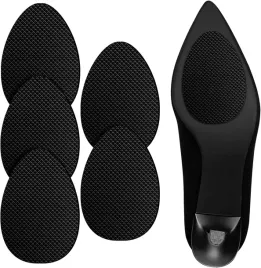 podkladki-antyposlizgowe-do-butow-ochraniacze-samoprzylepne-korkowe-bezowe