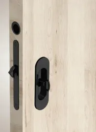 zamek-hakowy-z-kluczem-uchwyt-owalny-czarny-mat-do-drzwi-przesuwnych