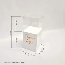 postument-z-kloszem-logo-podest-z-plexi-opal-30x30x80cm-na-wystawe-kubik