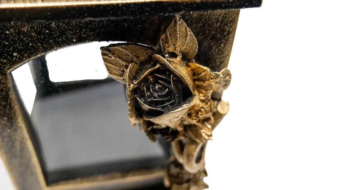 znicz-zywica-kapliczka-drzewo-ciezka-odporna-28-cm