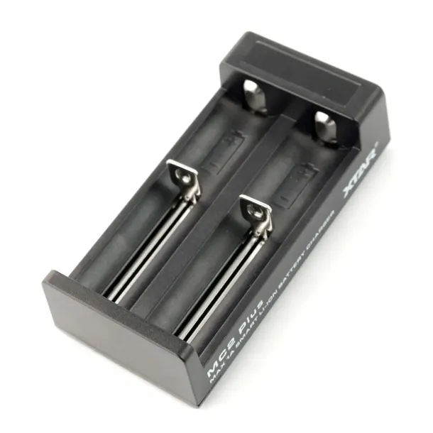 ladowarka-do-akumulatorow-18650-xtar-mc2-kolor-czarny