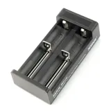 ladowarka-do-akumulatorow-18650-xtar-mc2-kolor-czarny