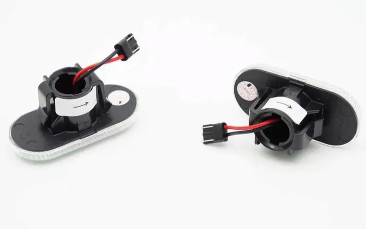 kierunkowskazy-led-white-do-renault-clio-scenic-strona-zabudowy-lewe-boczne-prawe-boczne