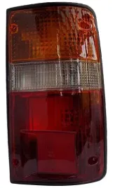lampa-tylna-prawa-toyota-hilux-1989-