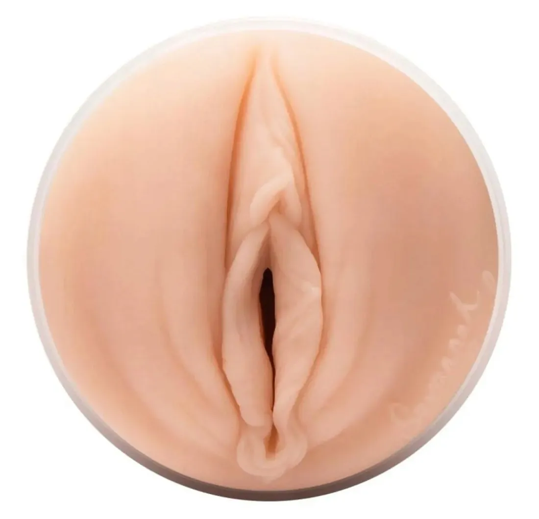 fleshlight-girls-savannah-bond