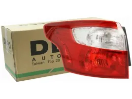lampa-tylna-lewa-ford-focus-kombi-2011-