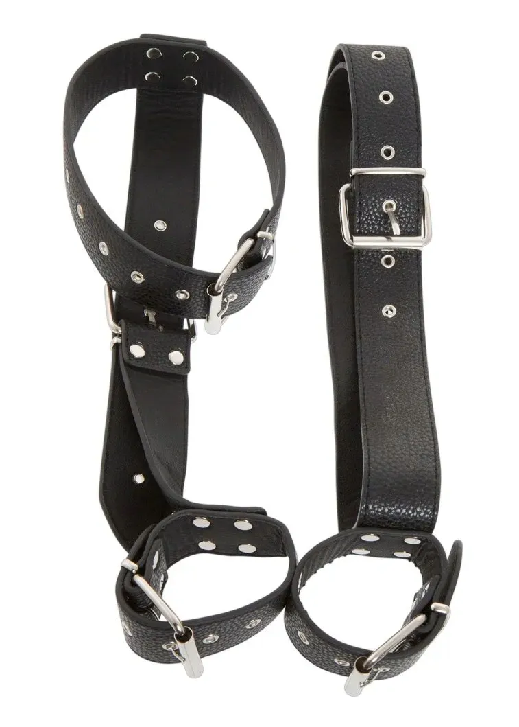 neck-restraint-with-handcuffs