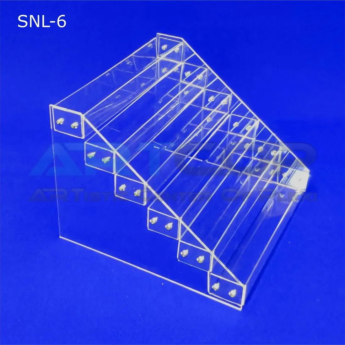 stojak-ekspozytor-na-lakiery-manicure-z-plexi-stan-nowy