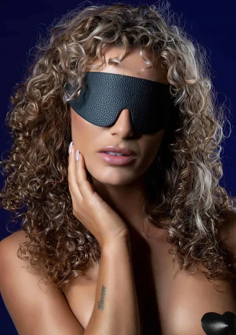 signature-blindfold-black