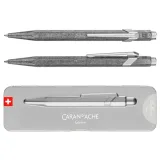 dlugopis-caran-d-ache-849-original-srebrny-informacje-dodatkowe-z-wkladem