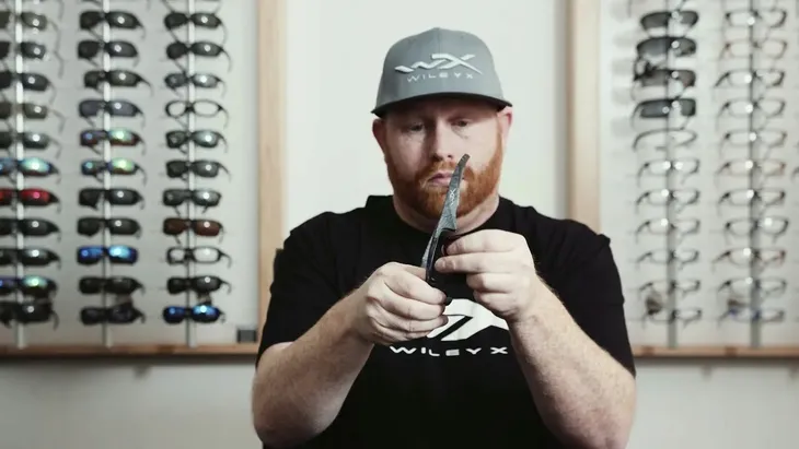 wizjer-wiley-x-rogue-szary-kolor-soczewek-szare-i-czarne