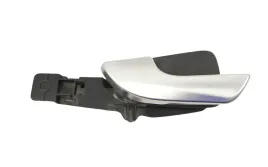 klamka-wewn-alfa-giulietta-10greater-przod-le