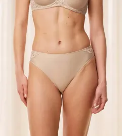 majtki-damskie-triumph-amourette-tai-42
