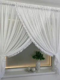 firana-dekoracyjna-mia-z-platkami-400x250-cm-tasma