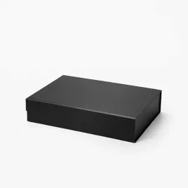 pudelko-magnetyczne-a4-czarne-330x255x70-mm-eleganckie-opakowanie-premium