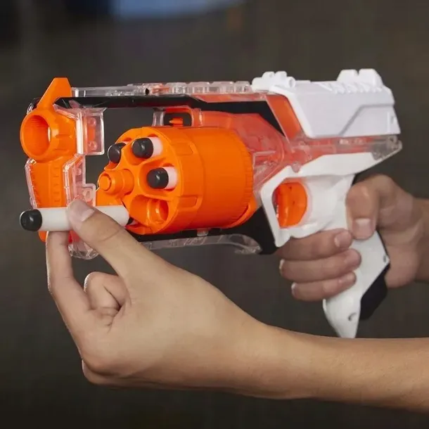 pistolet-nerf-elite-strongarm-6x-strzalki-bohater-brak