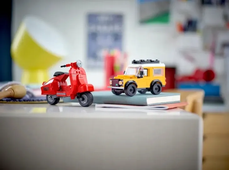 lego-creator-land-rover-classic-40650-bohater-brak