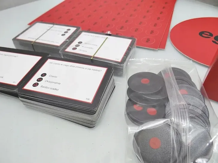 gra-imprezowa-ego-01298-minimalna-liczba-graczy-2