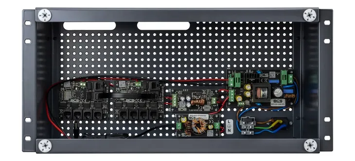 switch-poe-bcs-ups-ip8-e-s-rack5u-waga-z-opakowaniem-3-4-kg