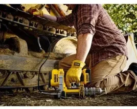 dewalt-smarownica-akumulatorowa-18v-dcgg571nk-walizka