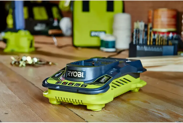 rc18150-ladowarka-ryobi-marka-ryobi