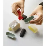 etui-do-apple-airpods-pro-1-2-ringke-wsuwka-marka-ringke