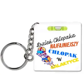 brelok-z-miarka-praktyczny-prezent-na-dzien-chlopaka-do-szkoly-30-wrzesnia