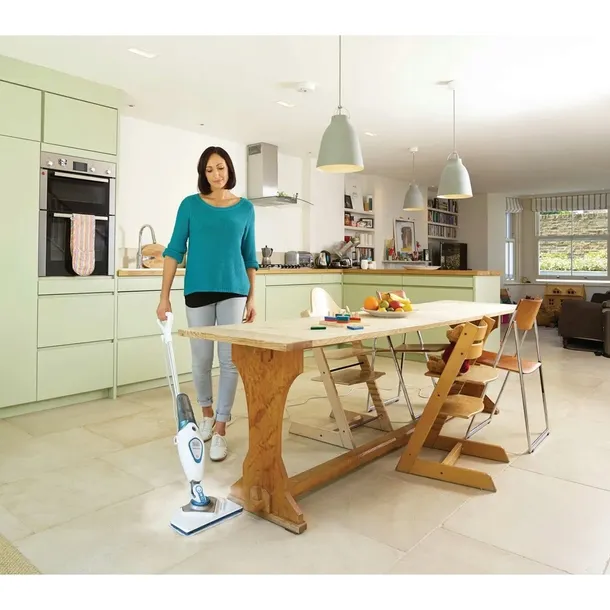 mop-parowy-1600w-350ml-blackanddecker-moc-1600-w
