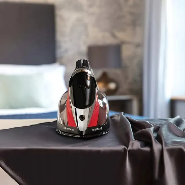 zelazko-russell-hobbs-25090-56-funkcje-pionowy-wyrzut-pary-samooczyszczanie
