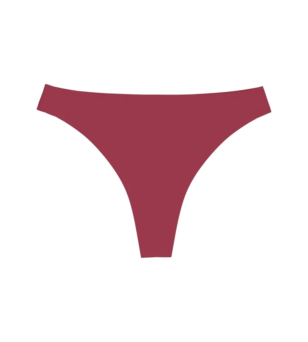 stringi-damskie-triumph-smart-invisible-string-2