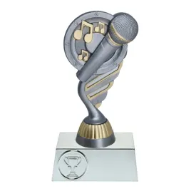 statuetka-nutka-muzyka-mikrofon-konkurs-turniej