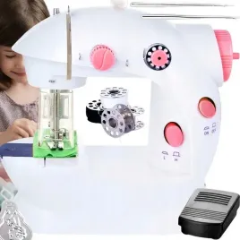 prawdziwa-maszyna-do-szycia-dla-dzieci-z-oslona-na-palce-igla-nici-lampka
