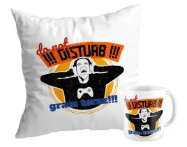 zestaw-poduszka-kubek-gamer-gracz-don-t-disturb