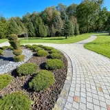 prawdziwa-lawa-wulkaniczna-do-ogrodu-20-60mm-15kg-zwir-grys-gardenstones-kod-producenta-brak-waga-25-kg