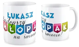 kubek-z-imieniem-prezent-na-dzien-chlopaka-szkola