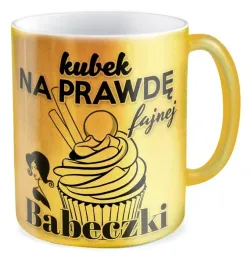 kubek-zloty-fajnej-babeczki-prezent-dziewczyny