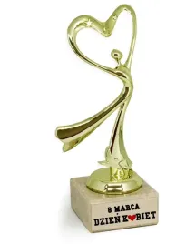 statuetka-serce-prezent-na-dzien-kobiet