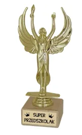 statuetka-wiktoria-zakonczenie-roku-przedszkolak