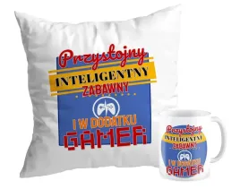 zestaw-poduszka-kubek-gracz-gamer-przystojny