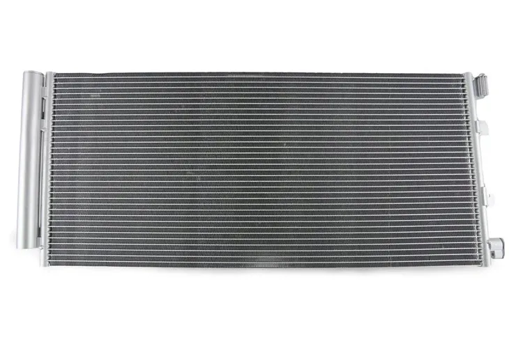 skraplacz-klimat-renault-master-iii-10greater-waga-z-opakowaniem-11-kg