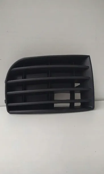 atrapa-renault-master-iii-10greater-14greater-jakosc-czesci-zgodnie-z-gvo-q-oryginal-z-logo-producenta-czesci-oem-oes